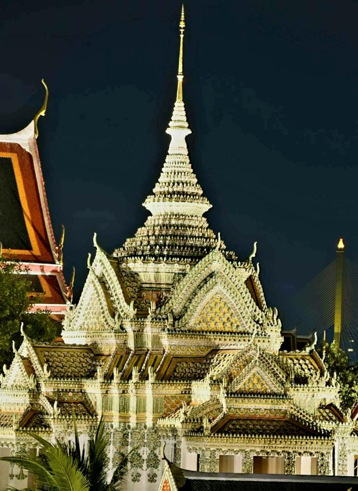 Chetuphon Gate Hotel Bangkok Exterior photo